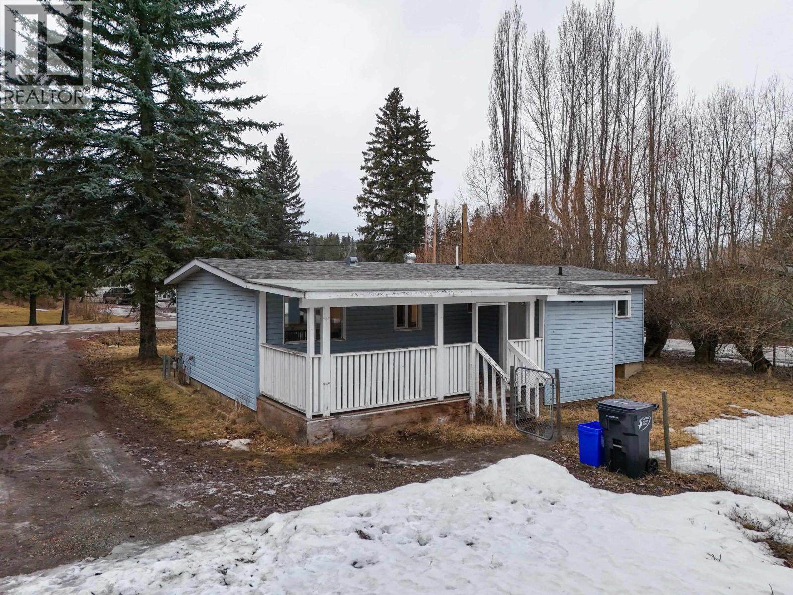962 MAPLE HEIGHTS ROAD, Quesnel