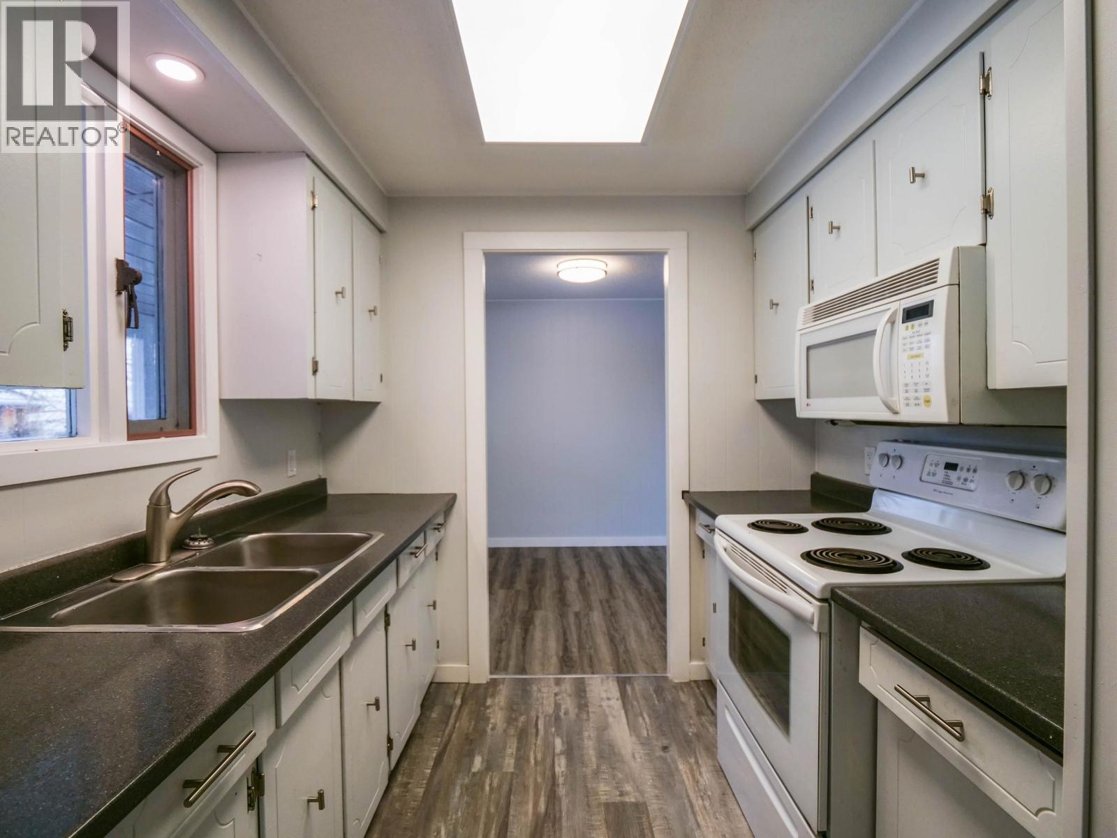 962 MAPLE HEIGHTS ROAD, Quesnel