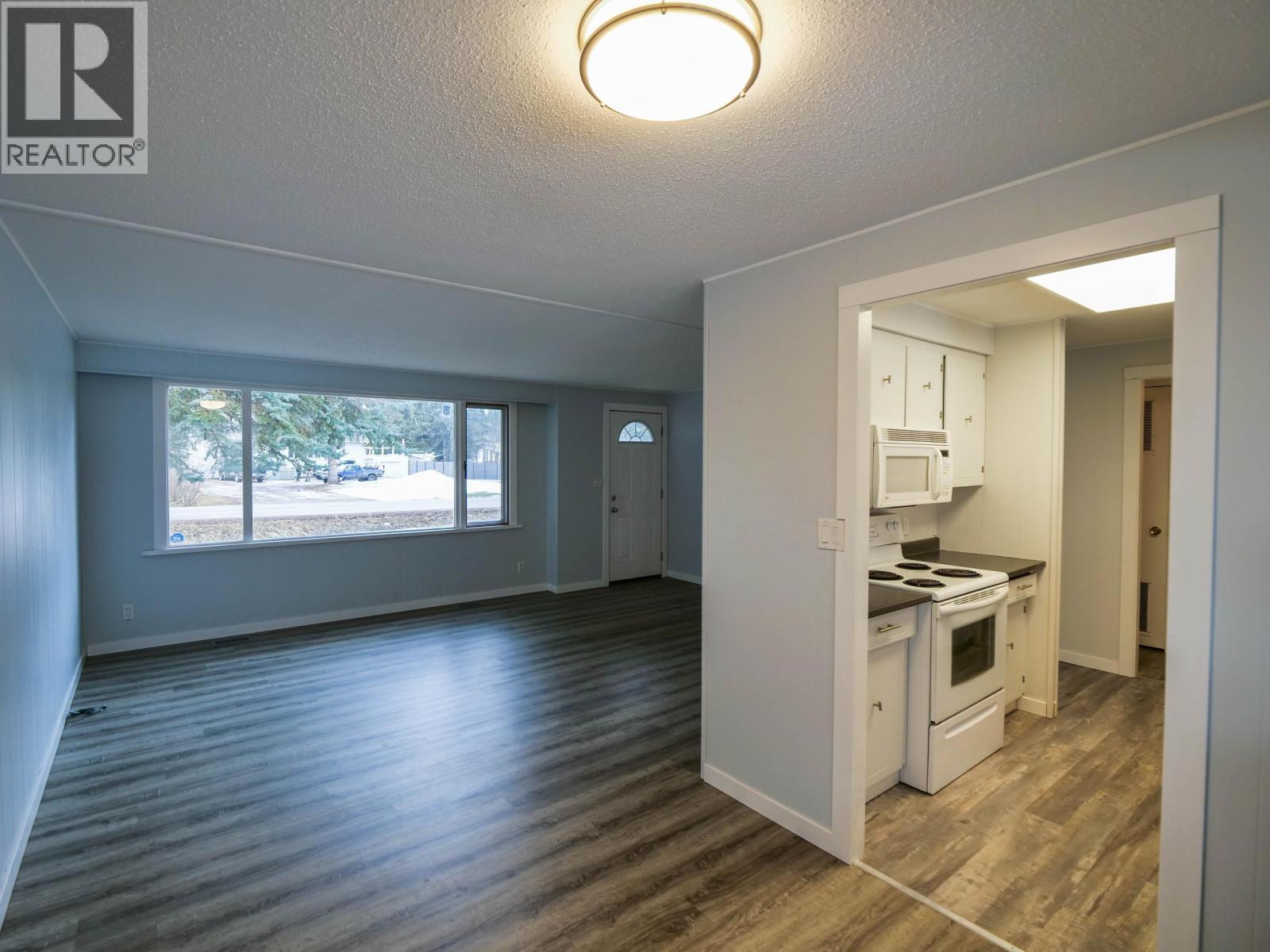 962 MAPLE HEIGHTS ROAD, Quesnel