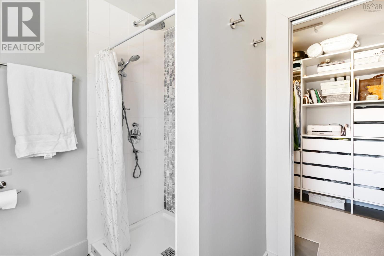 Property 22 of 49 of 267 Harbour View Drive