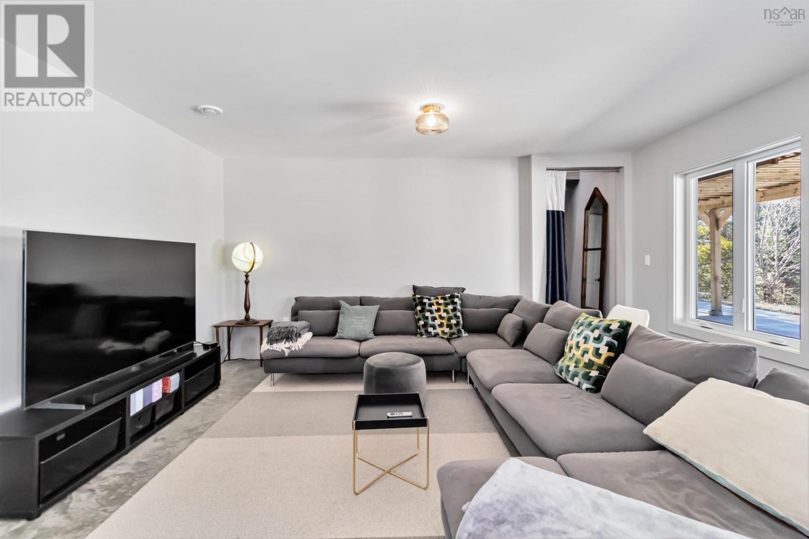 Property 33 of 49 of 267 Harbour View Drive