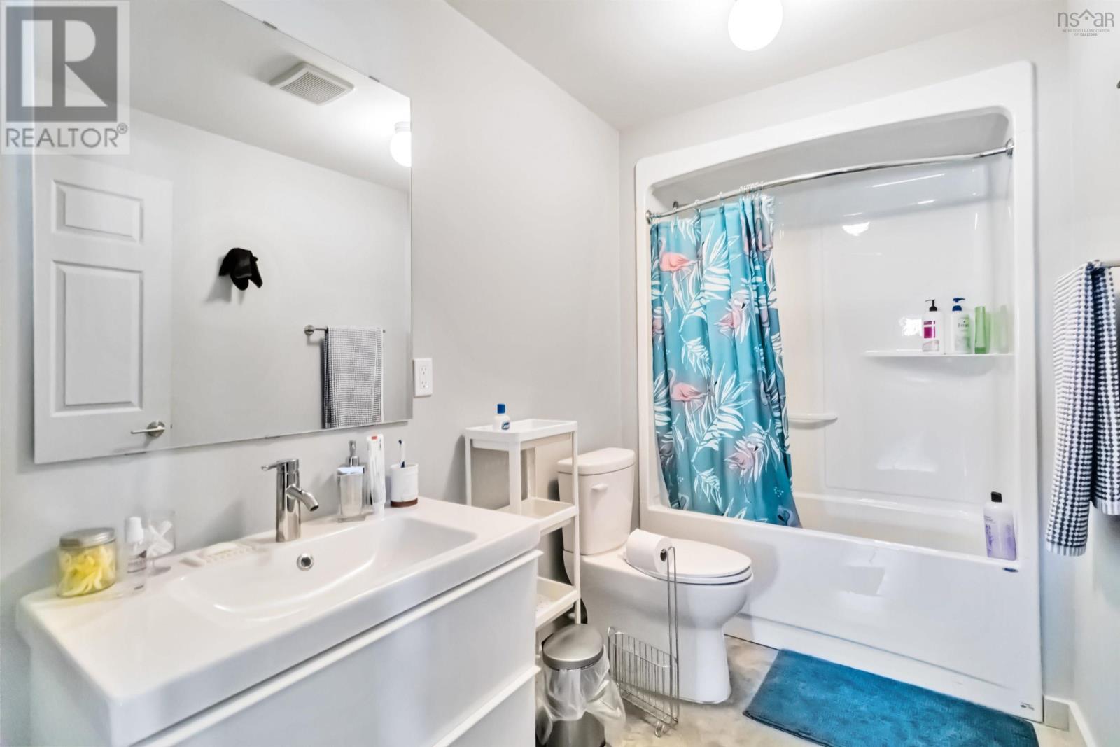 Property 37 of 49 of 267 Harbour View Drive