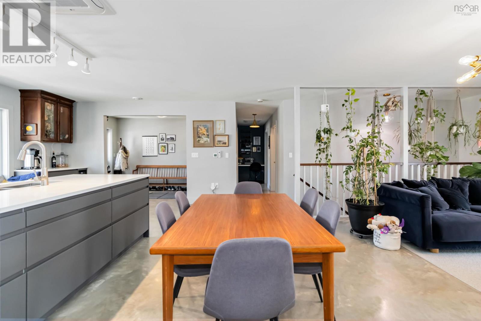 Property 5 of 49 of 267 Harbour View Drive