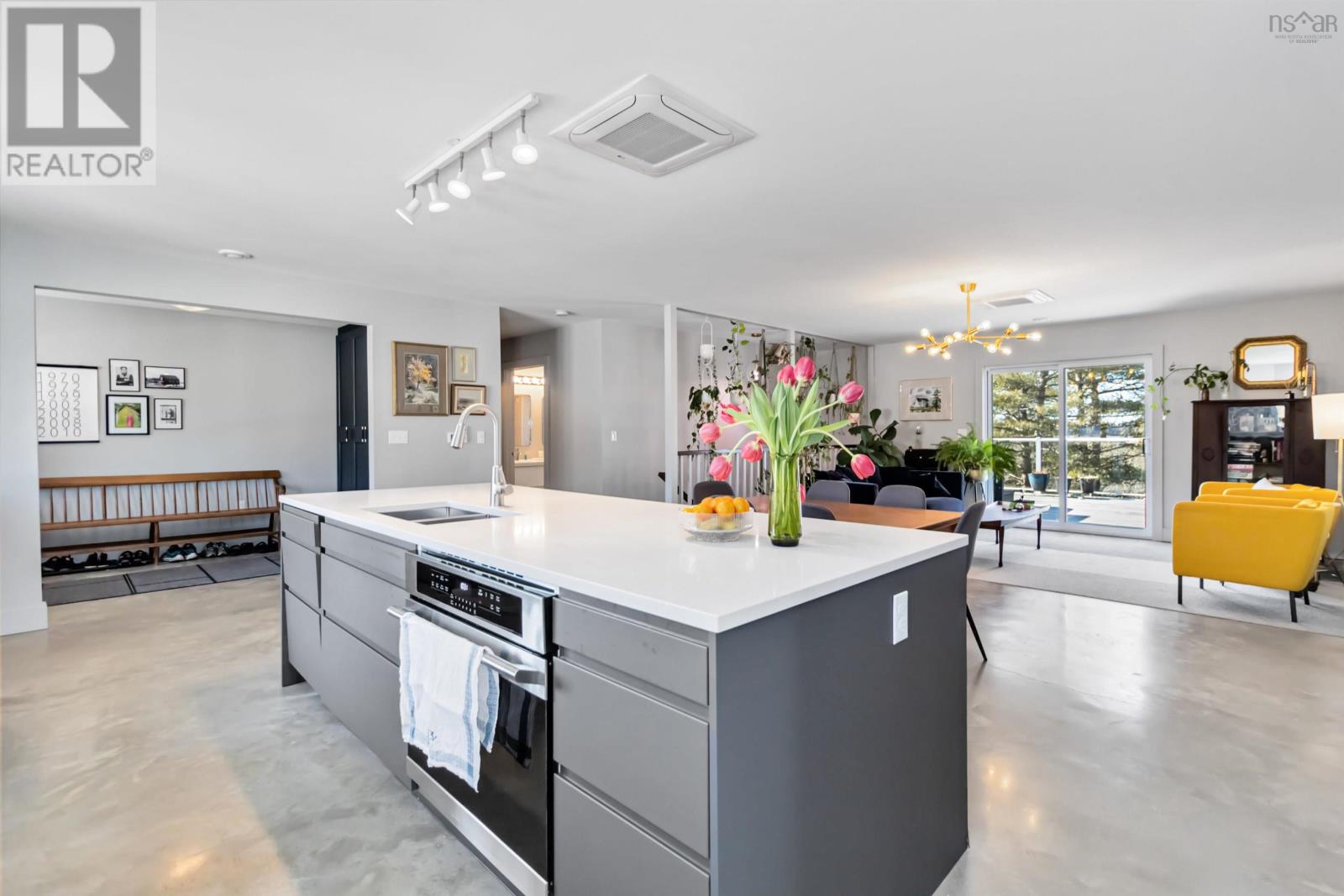 Property 7 of 49 of 267 Harbour View Drive