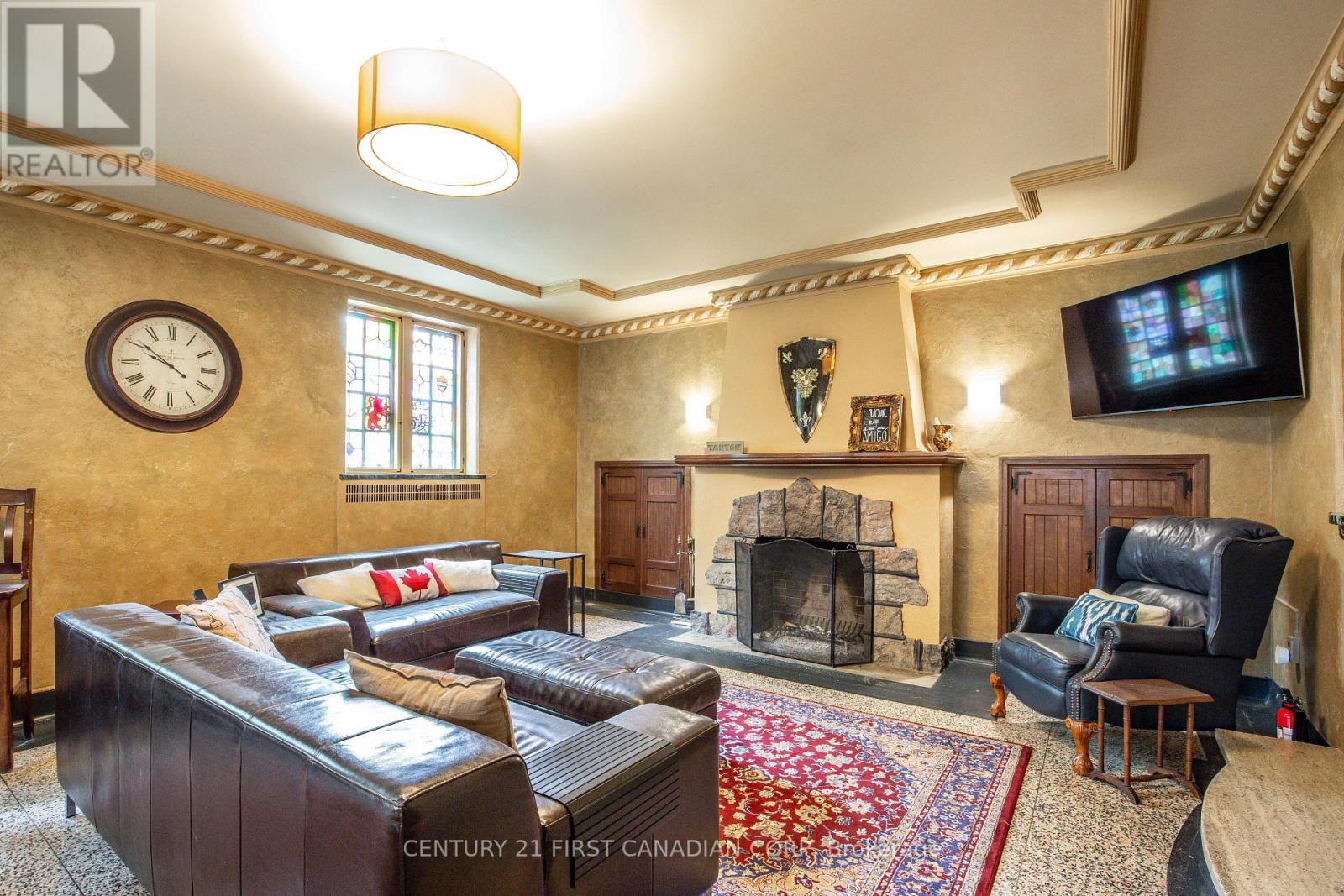 189 COLLEGE AVENUE - 29
