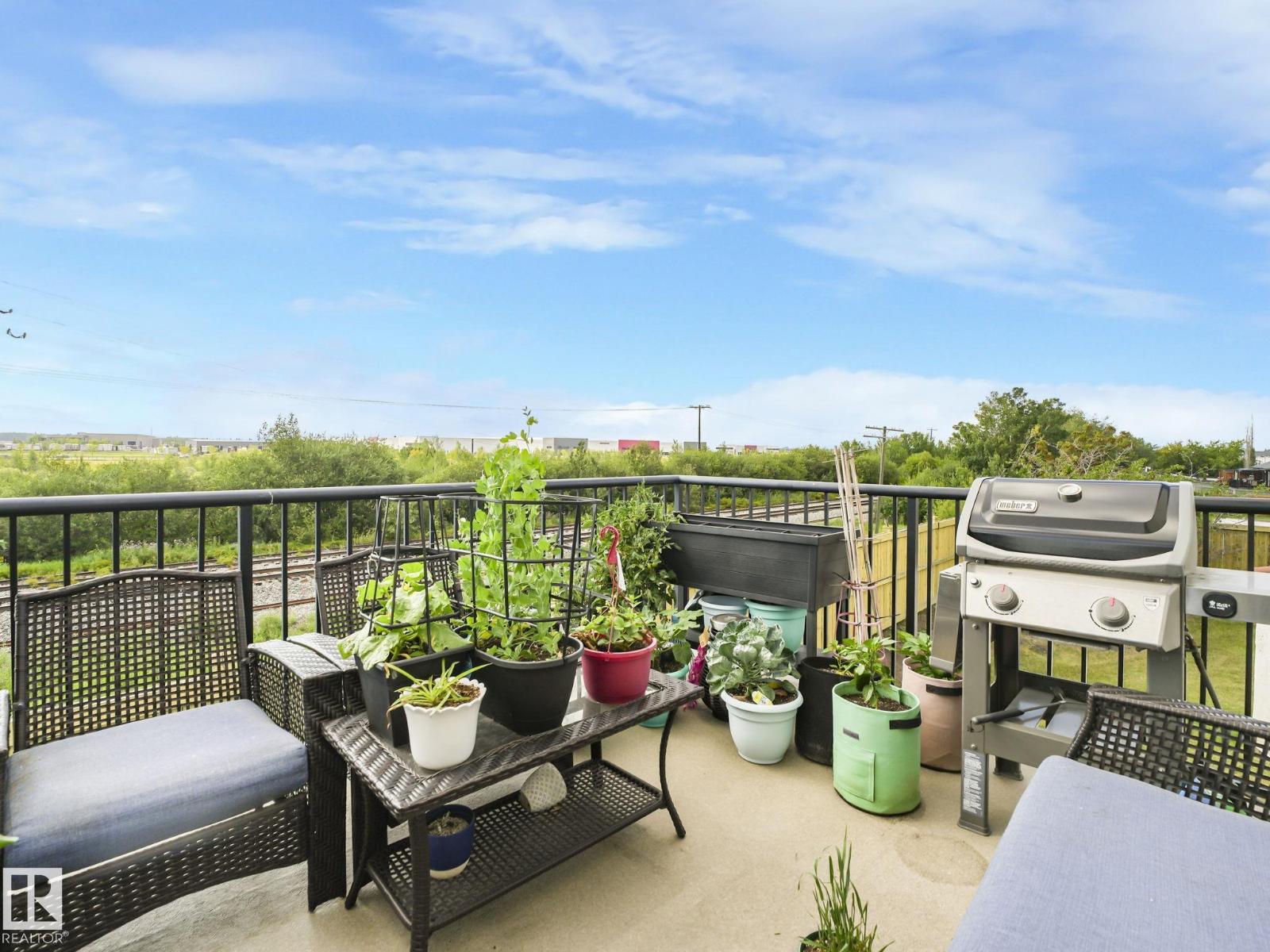 #94 13825 155 AV NW, Edmonton