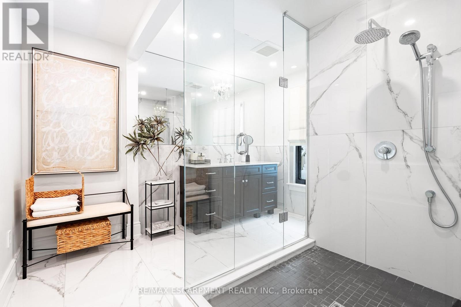 2129 HIGHVIEW DRIVE - 12
