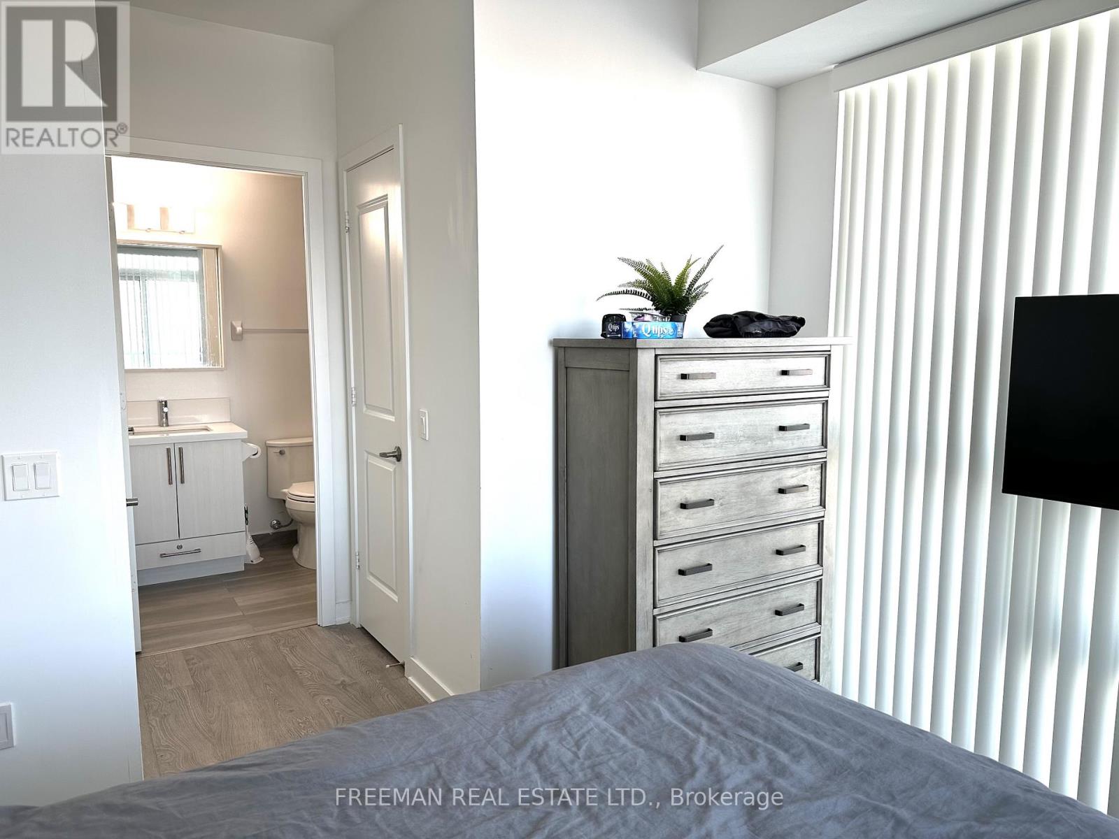 #1509 4699 GLEN ERIN DRIVE - 21