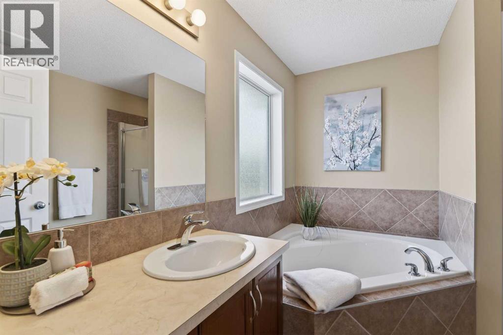 Single Family House 4 Level for Sale in  Silverado Plains Close SW Silverado Calgary 