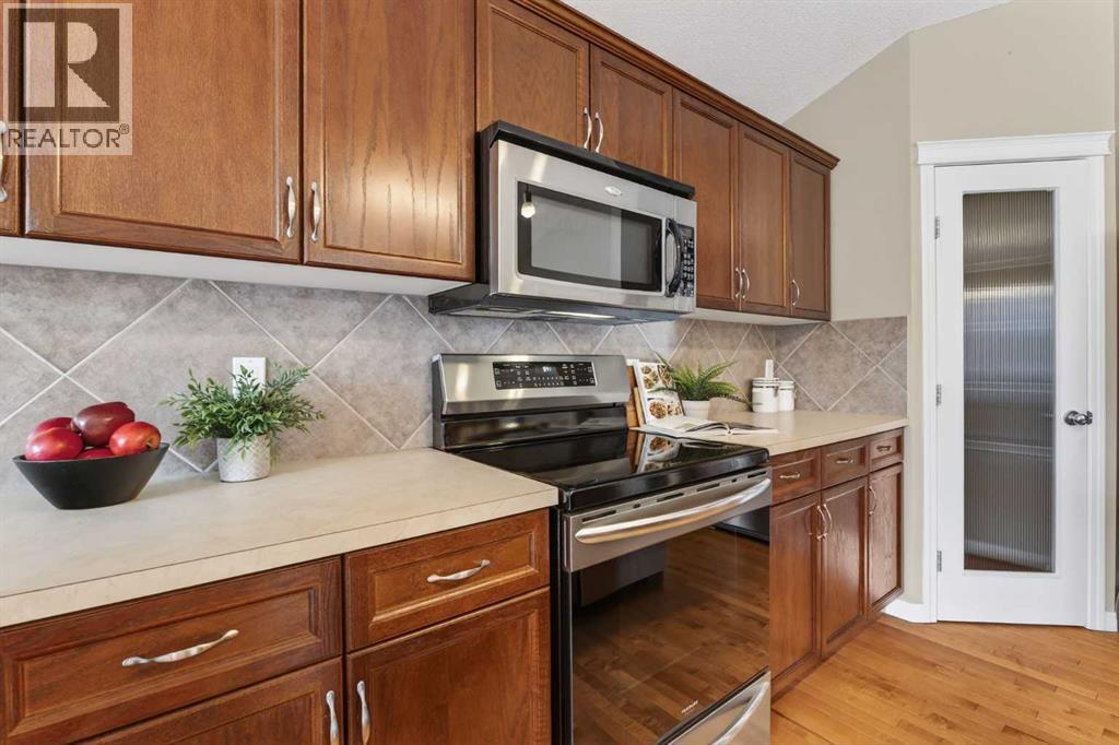 Single Family House 4 Level for Sale in  Silverado Plains Close SW Silverado Calgary 