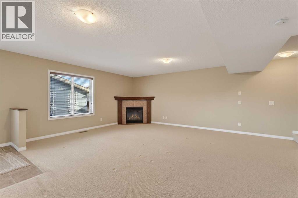 Single Family House 4 Level for Sale in  Silverado Plains Close SW Silverado Calgary 