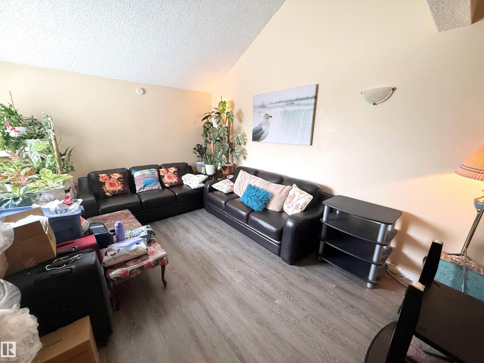 157 LANCASTER TC NW, Edmonton