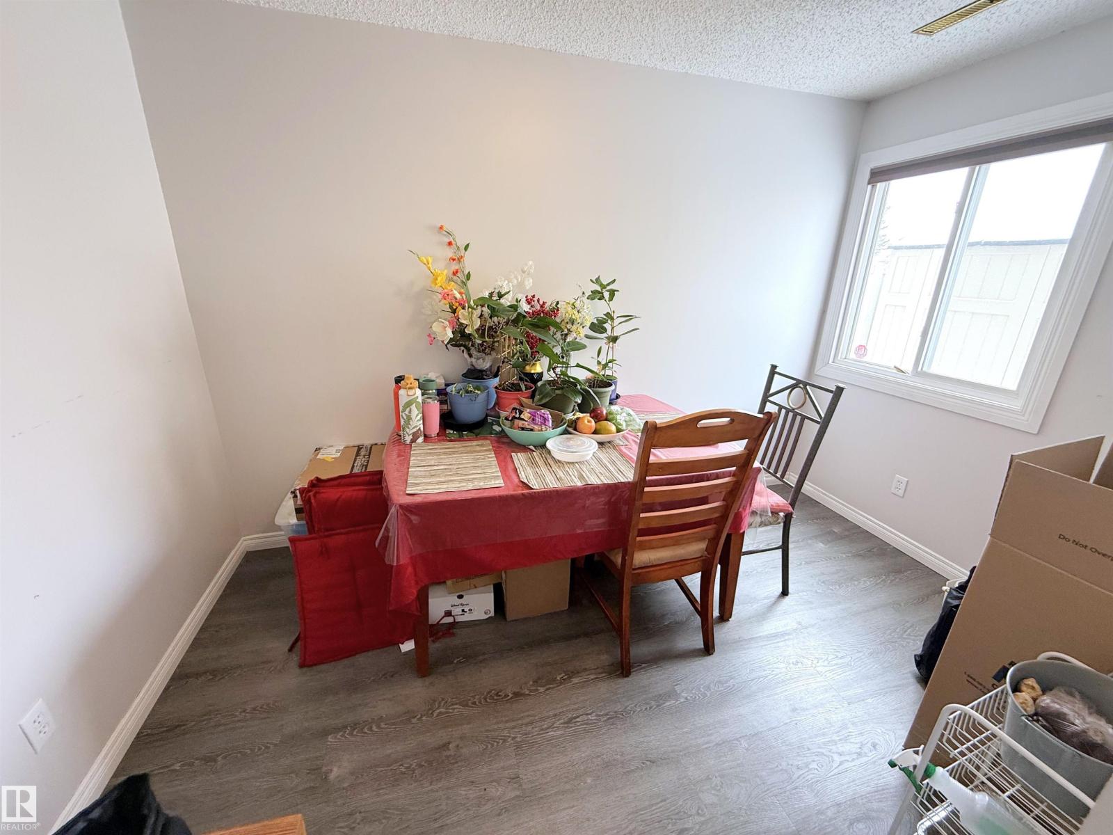 157 LANCASTER TC NW, Edmonton