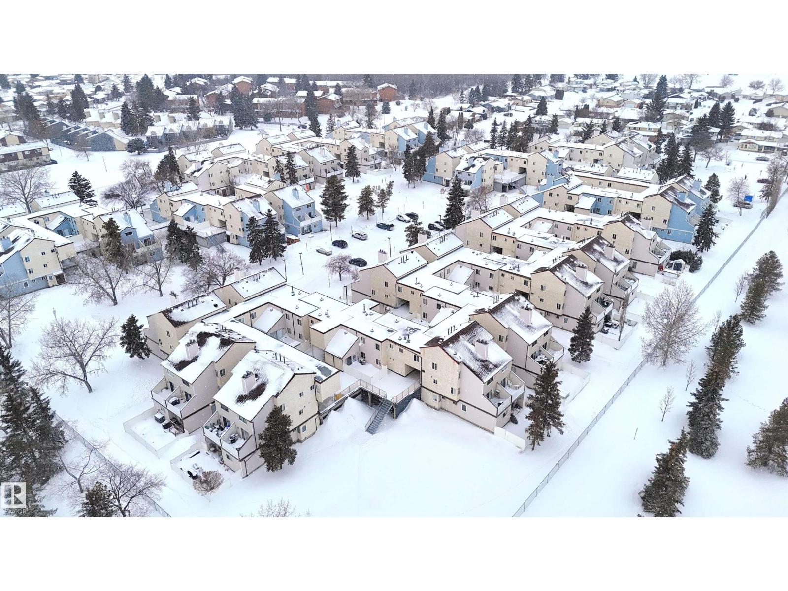 157 LANCASTER TC NW, Edmonton