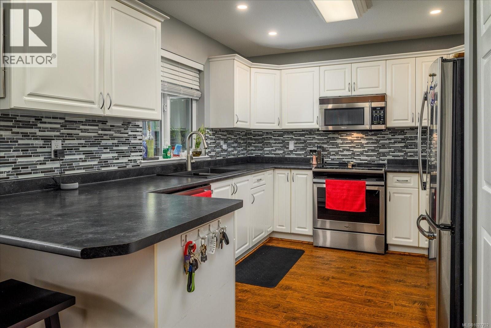 308 Church St, Parksville