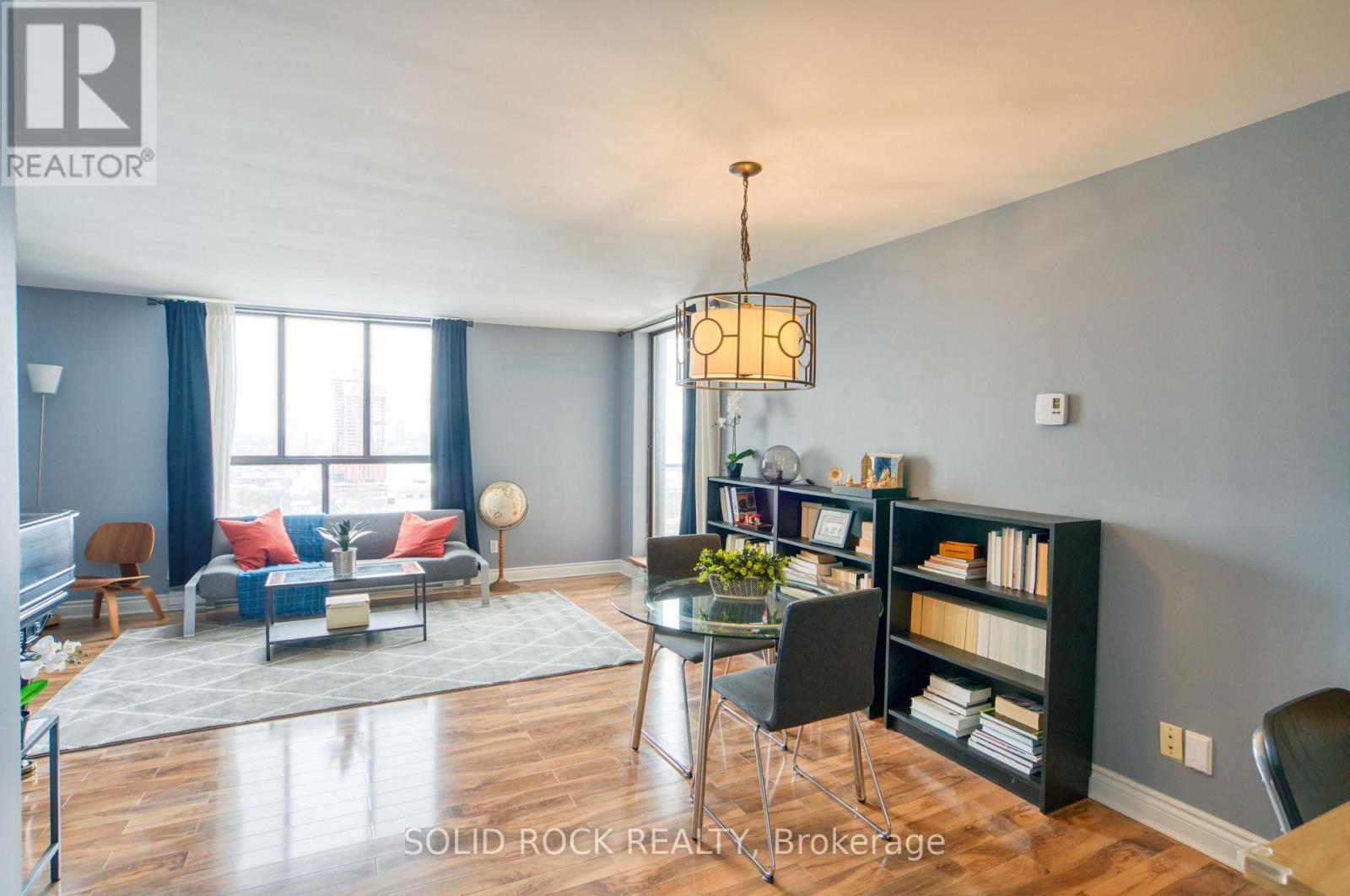 #1907 475 LAURIER AVENUE W - 5