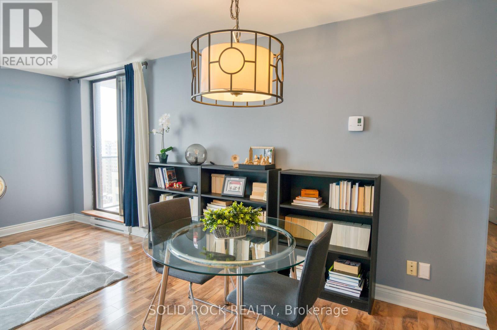 #1907 475 LAURIER AVENUE W - 6