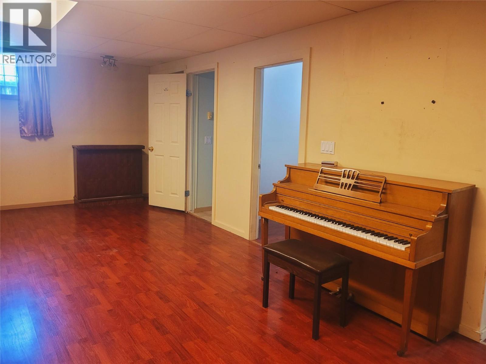 1433 Davy Road, Clearwater