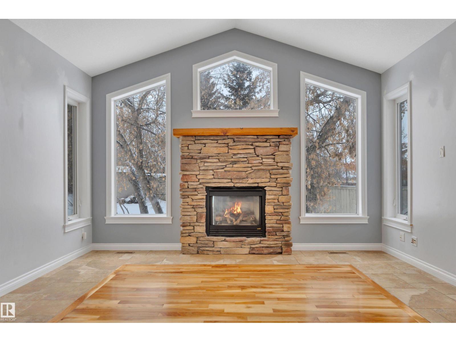 28 LAKEWOOD COVE S - 18