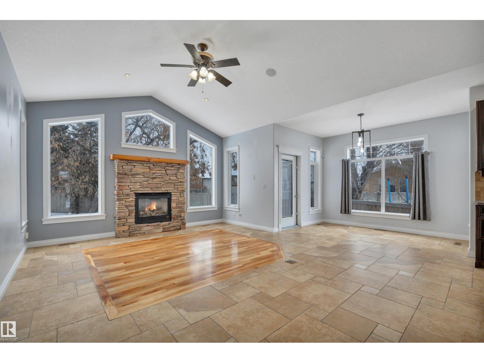 28 LAKEWOOD COVE S - 19