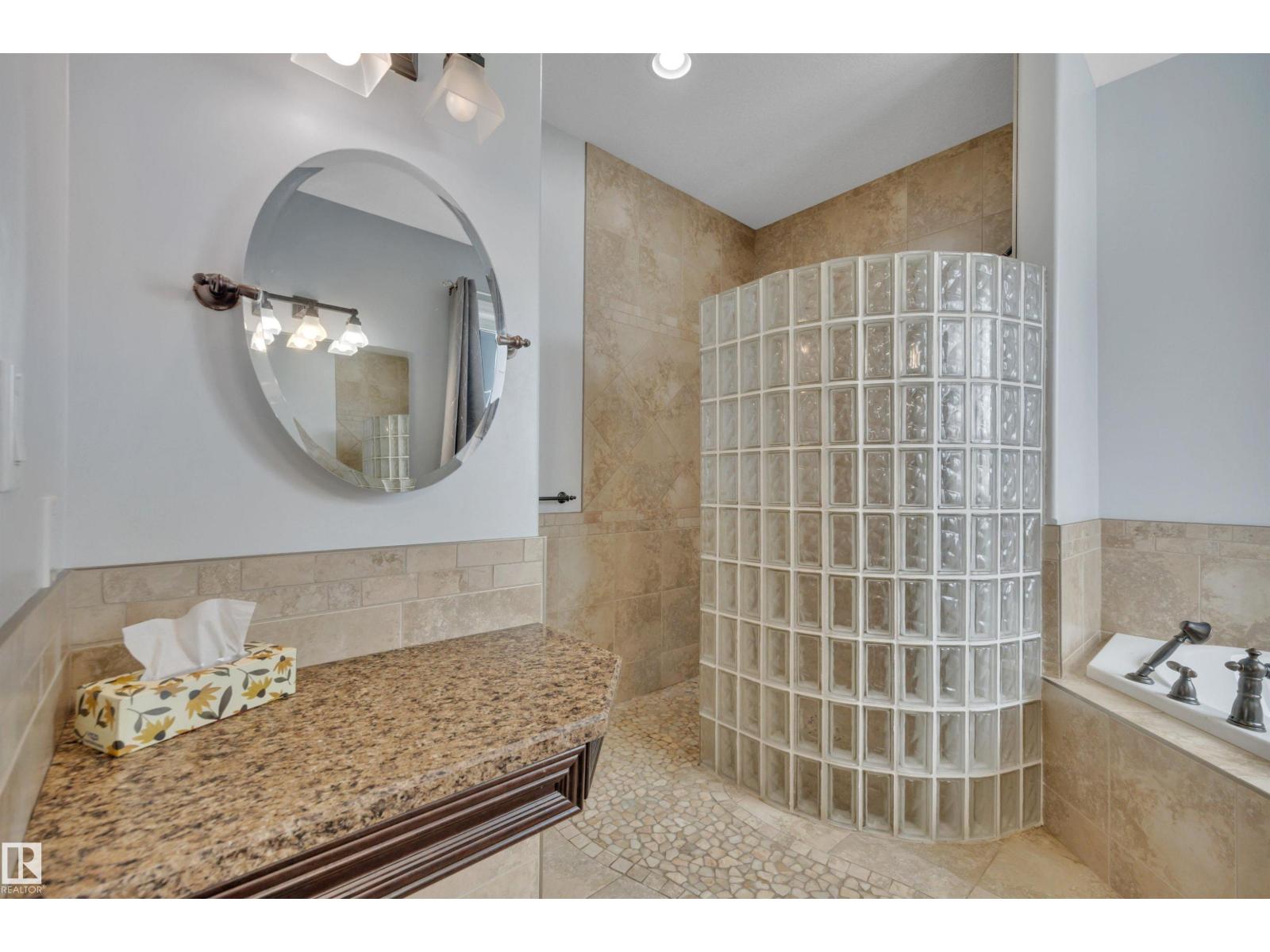 28 LAKEWOOD COVE S - 26