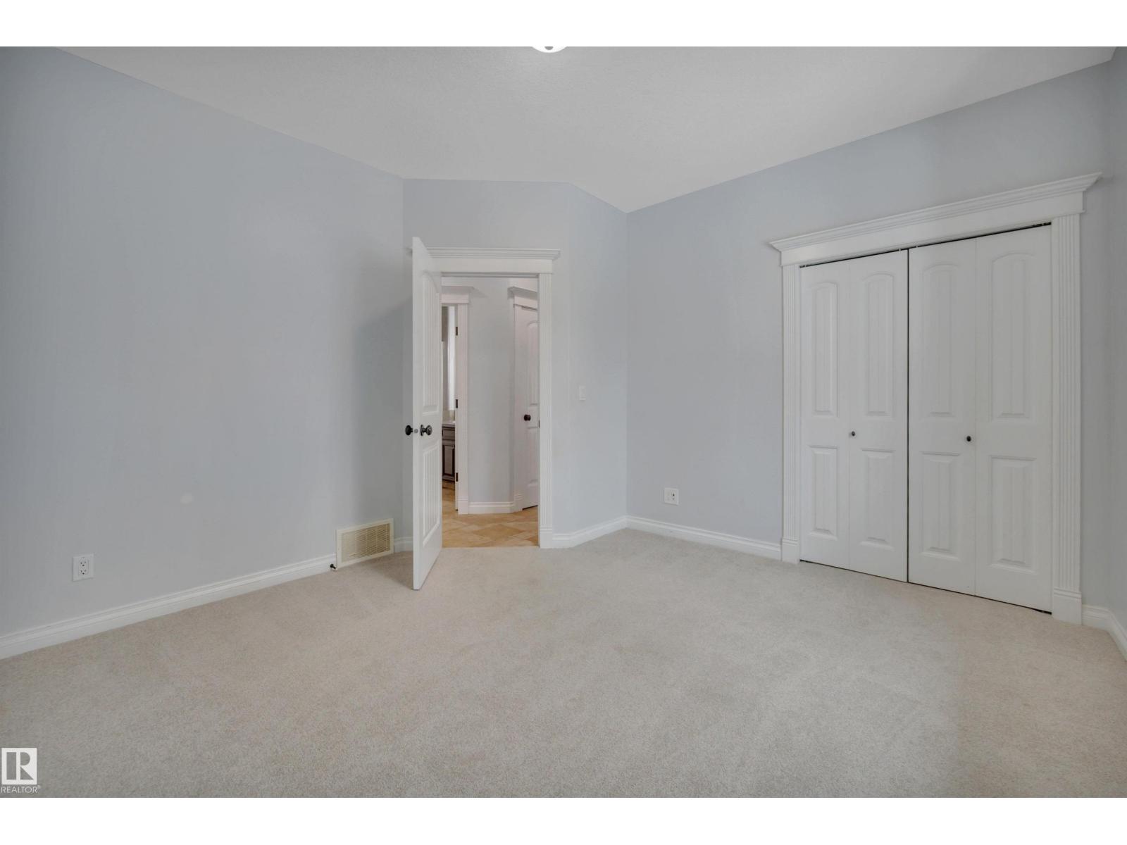 28 LAKEWOOD COVE S - 29