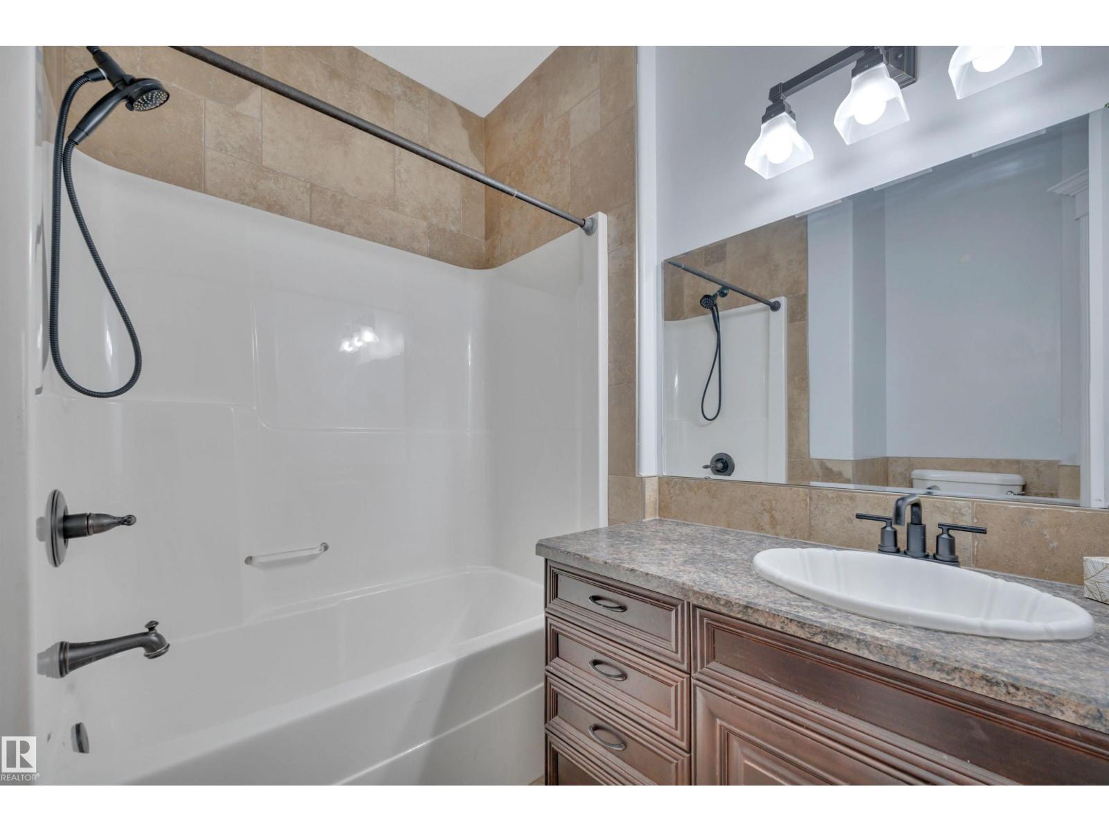 28 LAKEWOOD COVE S - 30