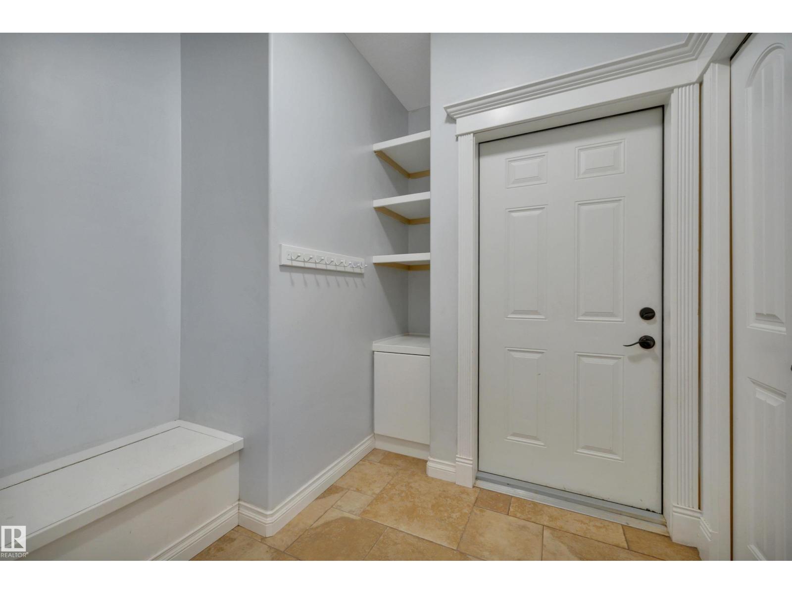 28 LAKEWOOD COVE S - 31