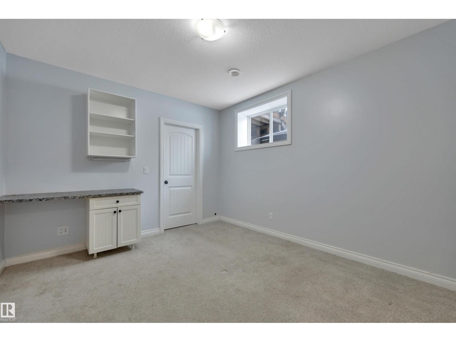 28 LAKEWOOD COVE S - 37