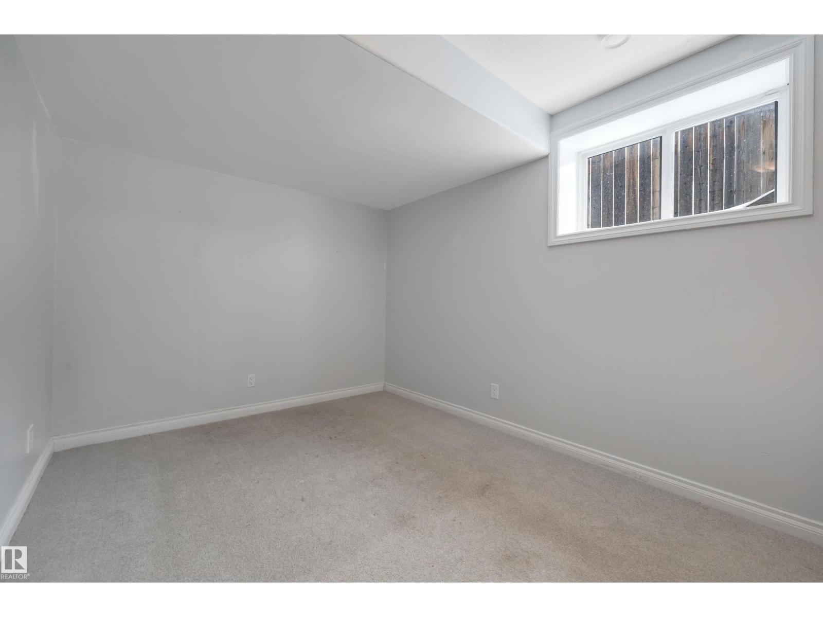 28 LAKEWOOD COVE S - 40
