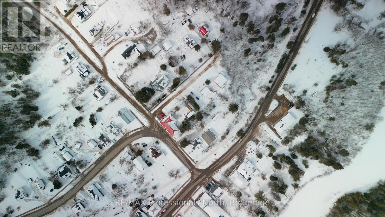 4 DICKSON STREET — photo 27
