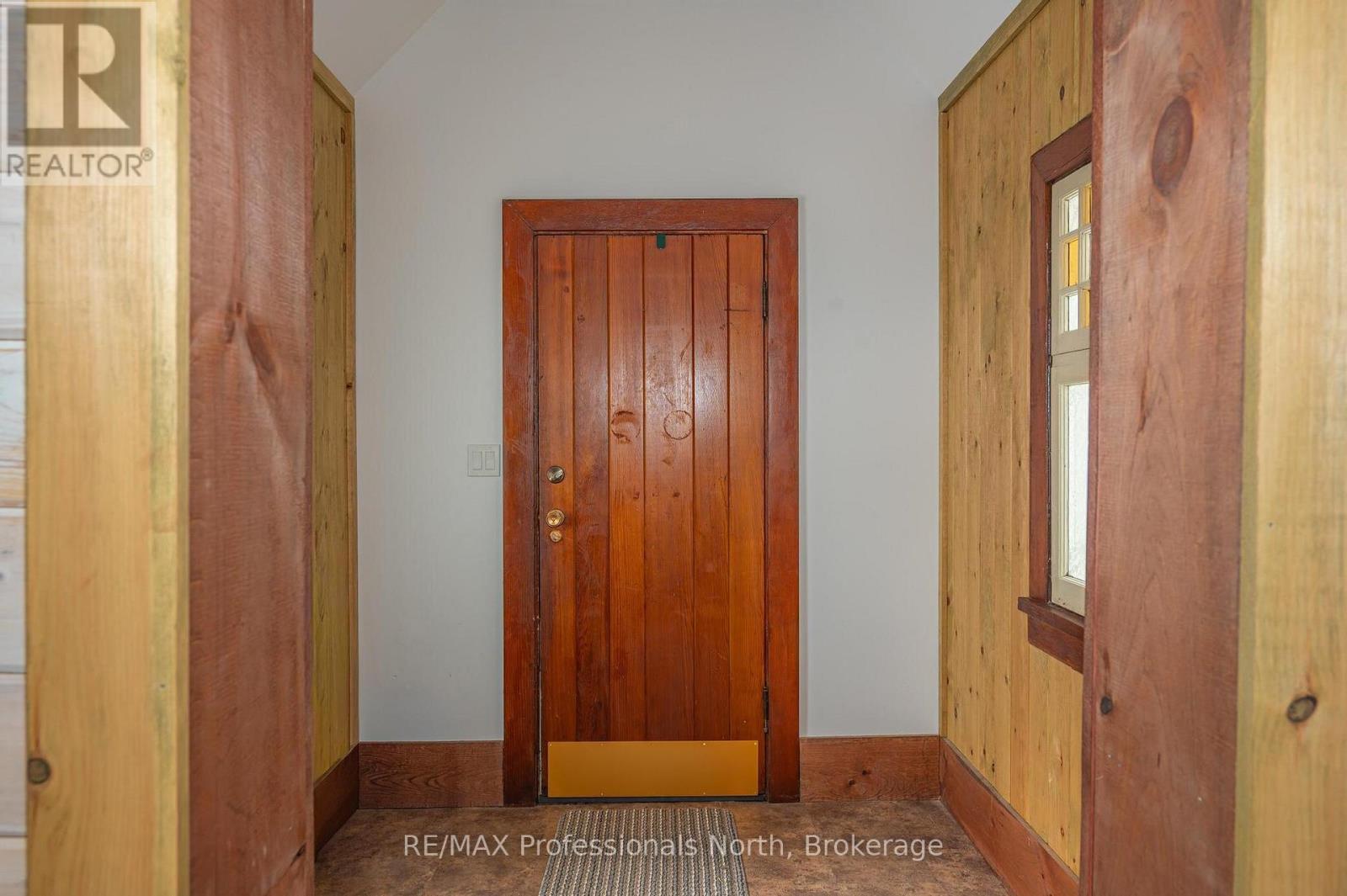 4 DICKSON STREET - 5
