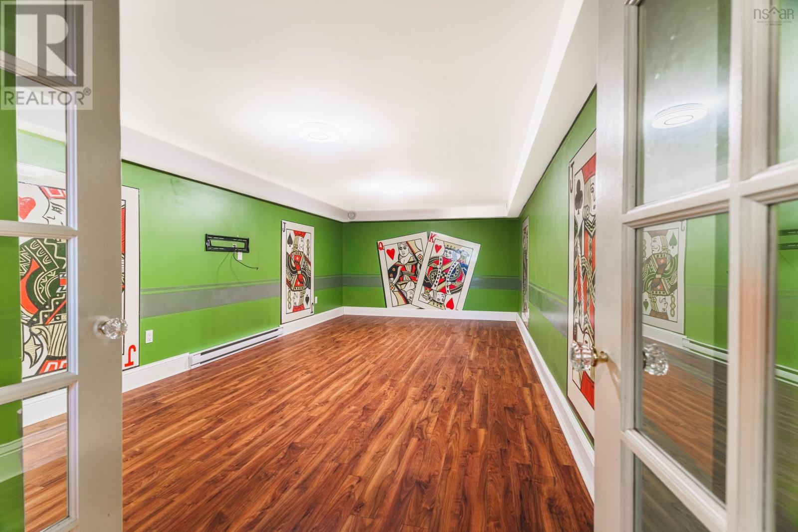 Property 15 of 45 of 11 Laurentian Drive