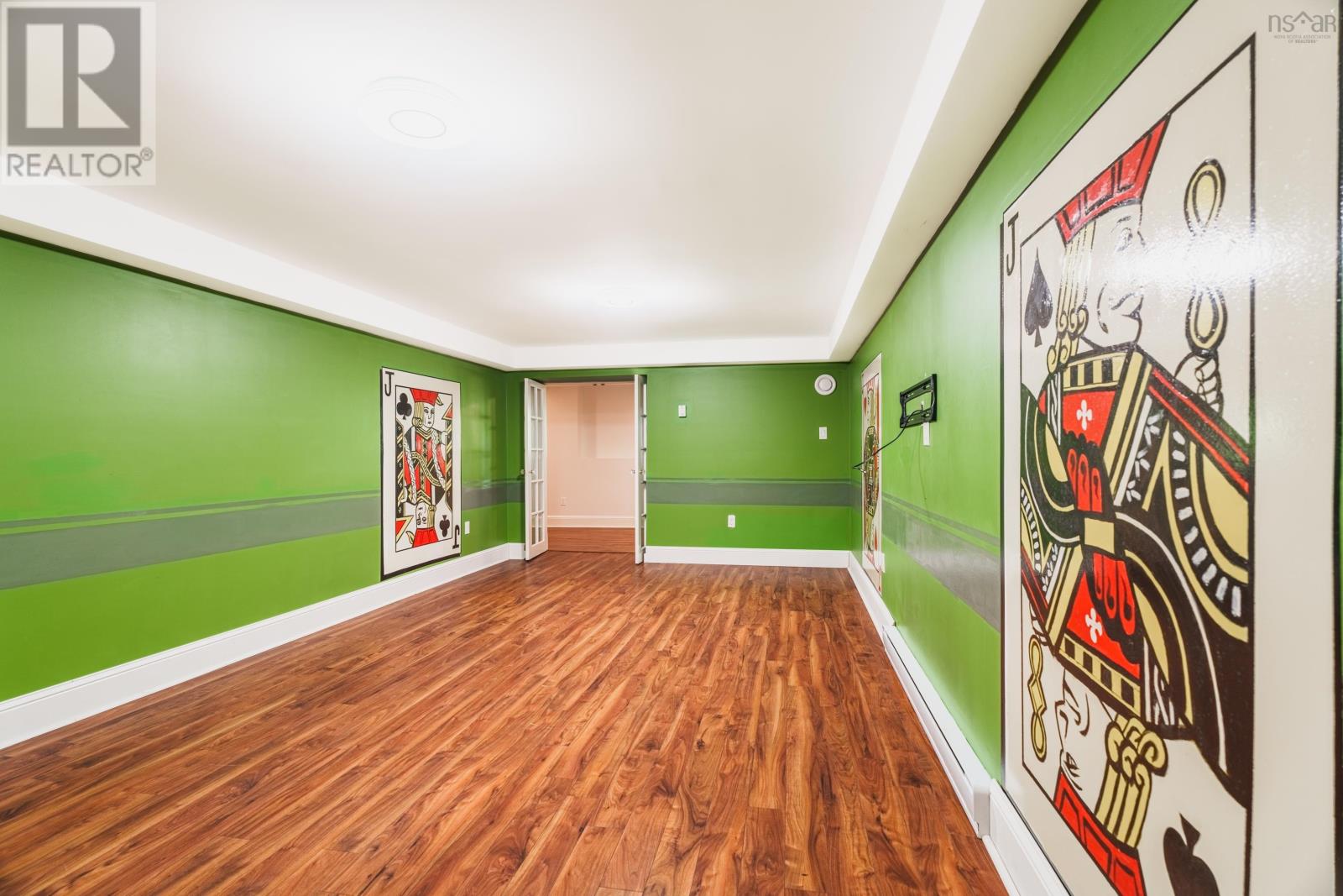 Property 20 of 45 of 11 Laurentian Drive