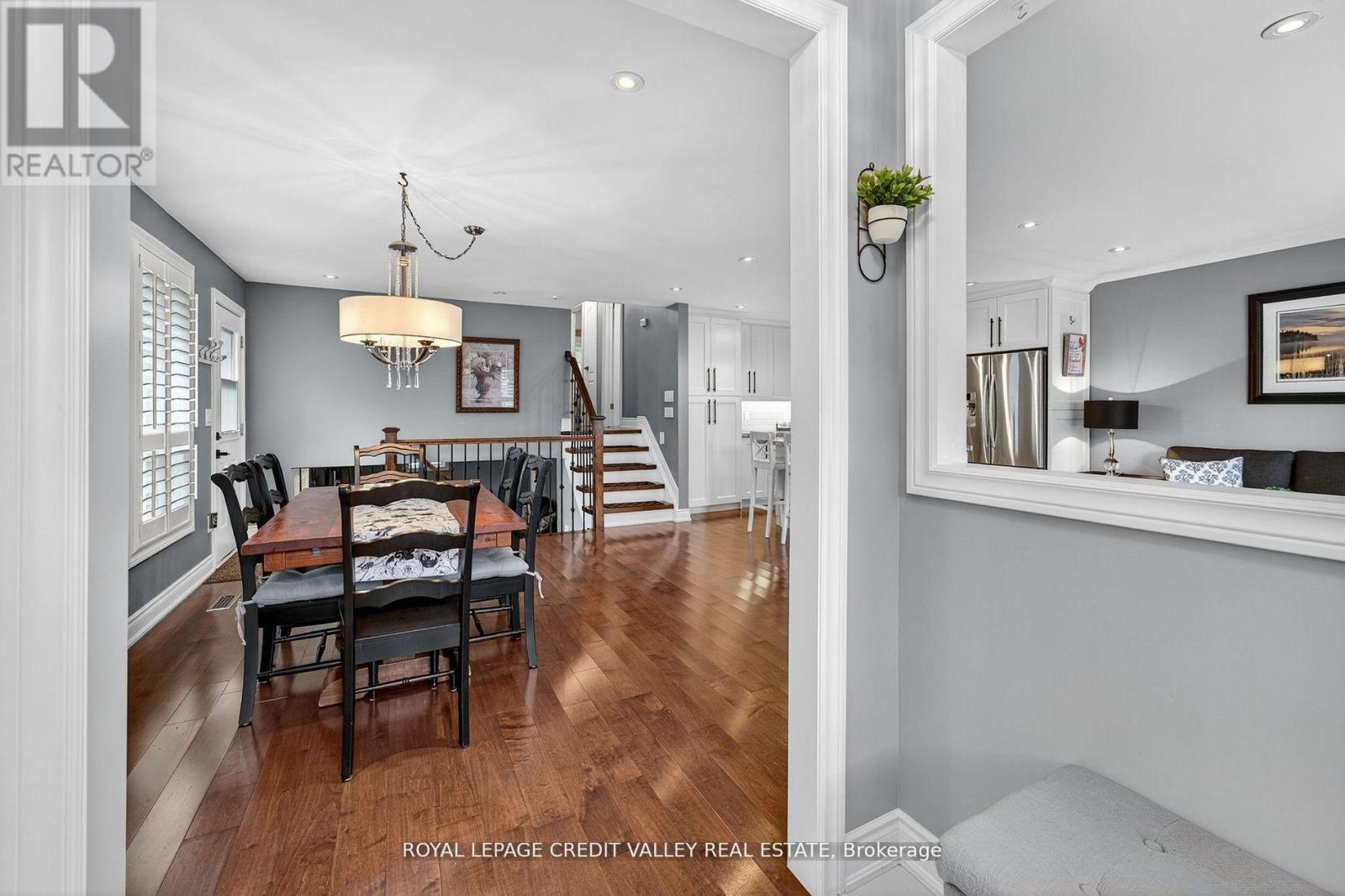 24 WILLIS DRIVE - 7