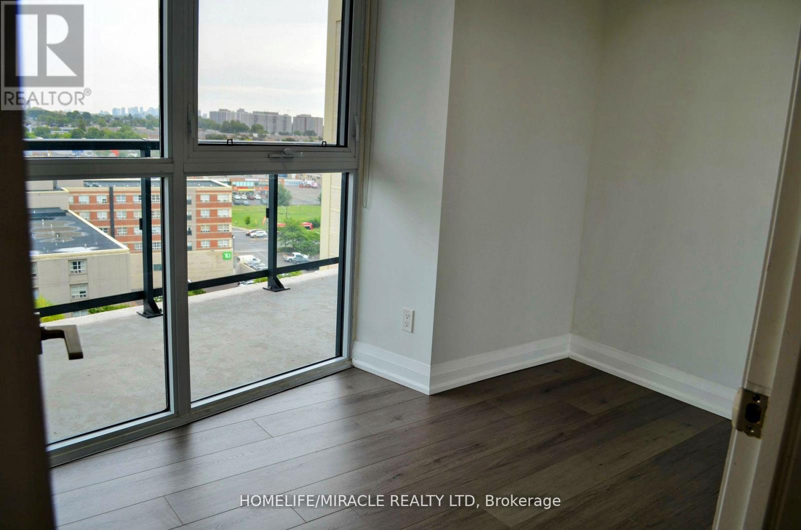 #1305 1461 LAWRENCE AVENUE W - 23