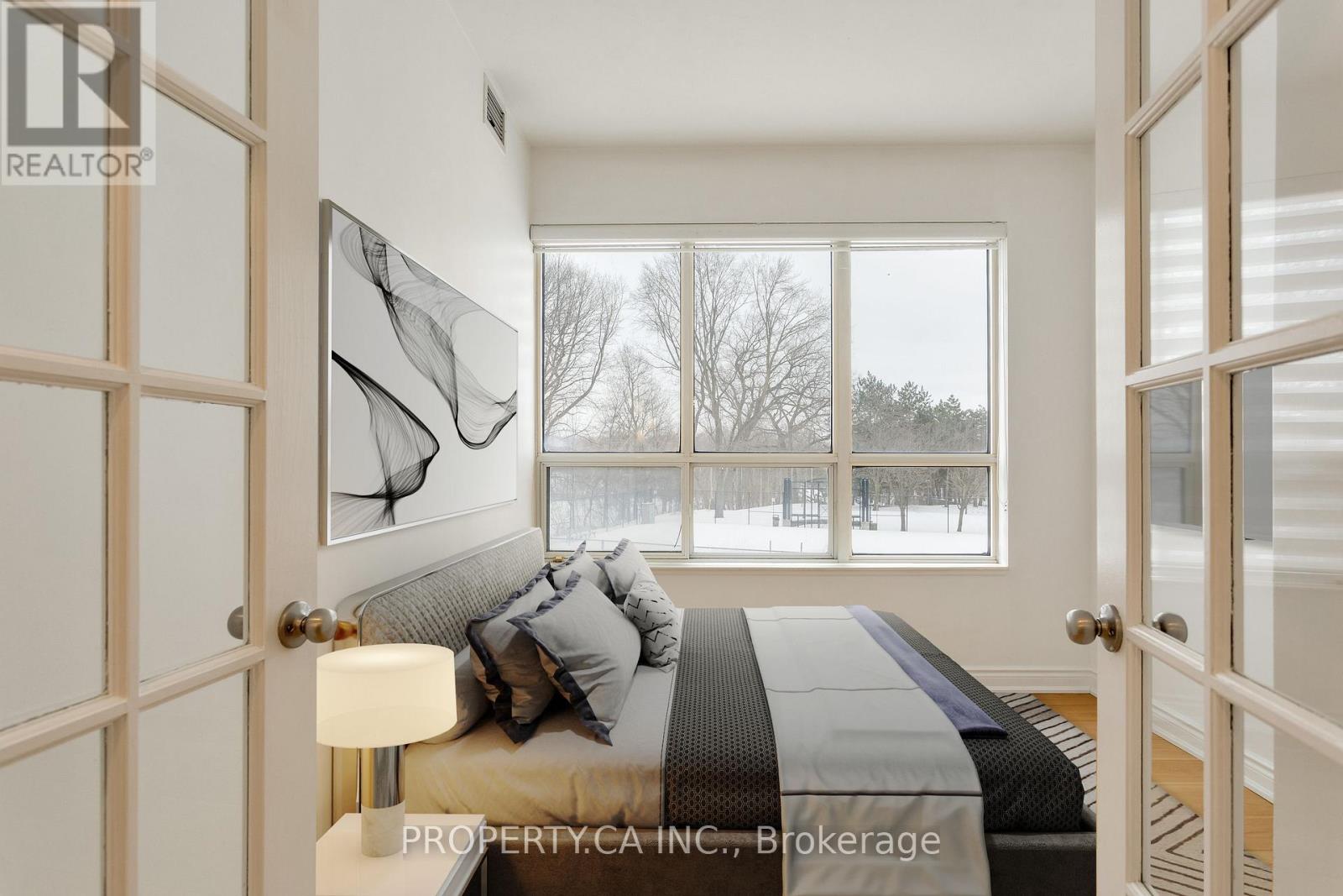 #105 2 ABERFOYLE CRESCENT - 11