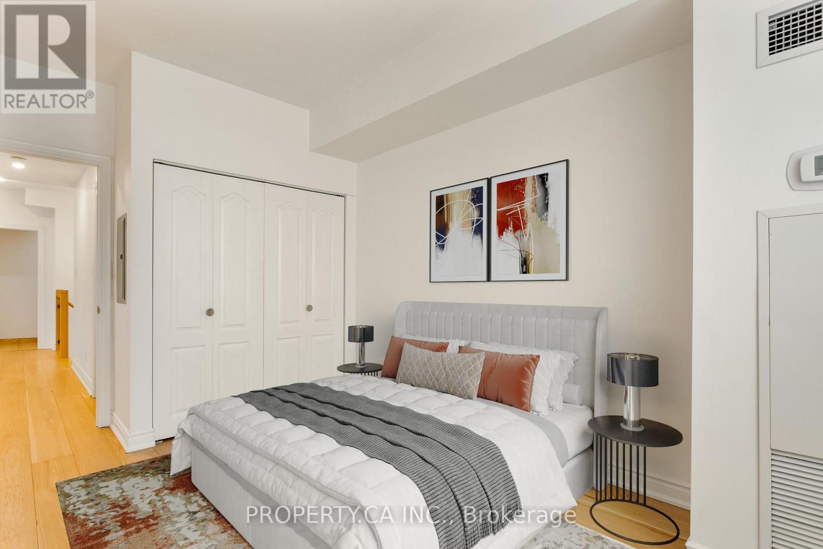 #105 2 ABERFOYLE CRESCENT - 13