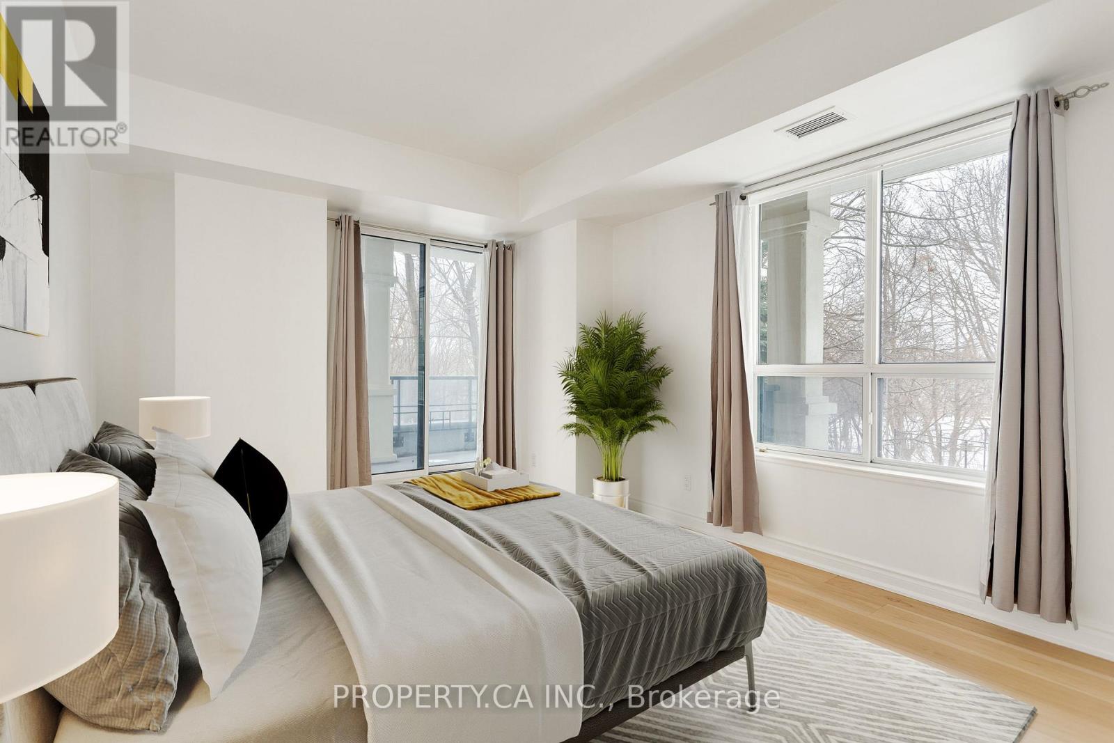 #105 2 ABERFOYLE CRESCENT - 14