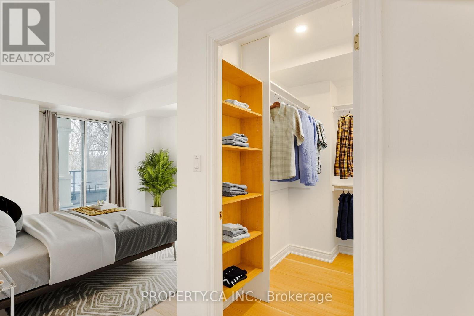#105 2 ABERFOYLE CRESCENT - 16