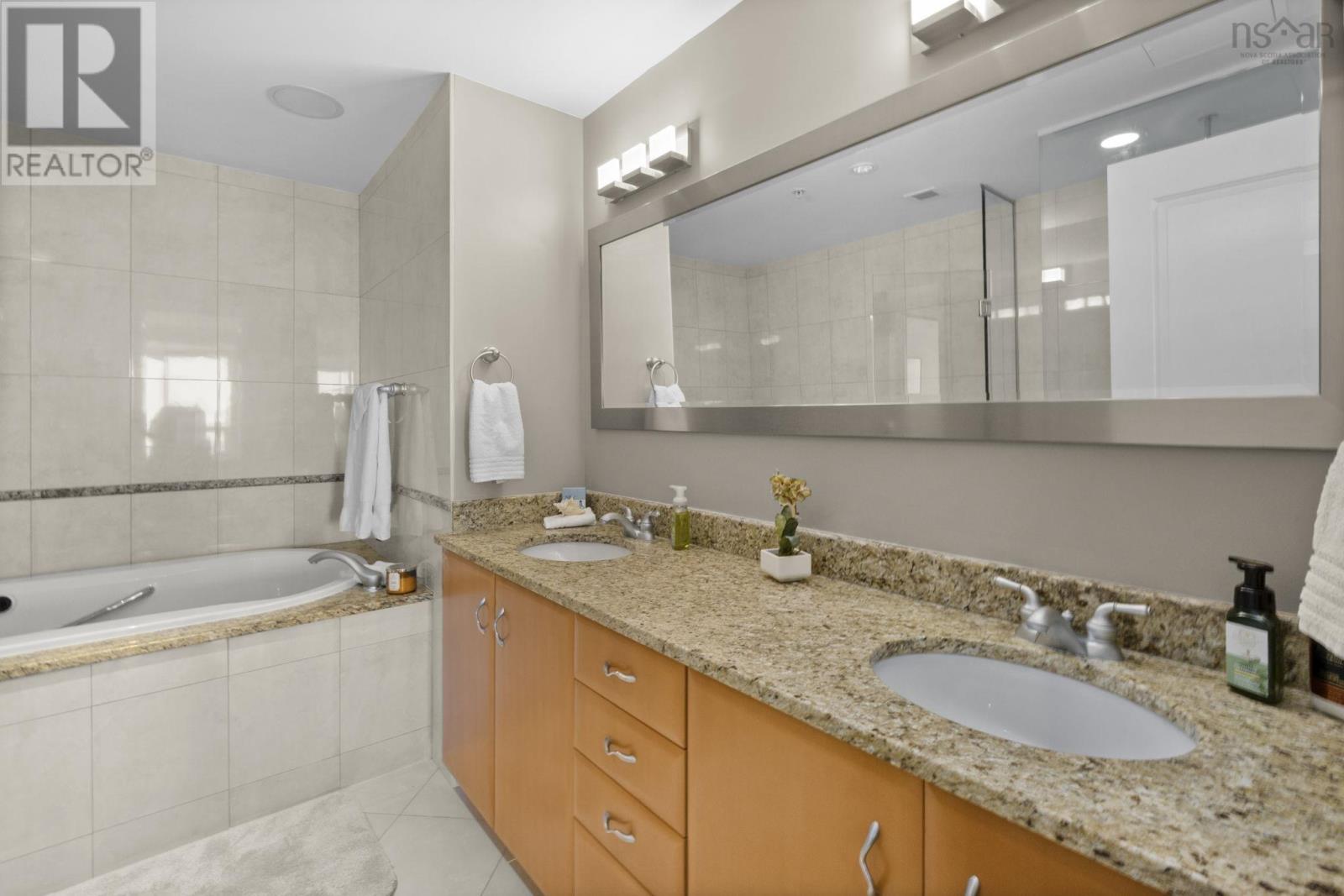 Property 17 of 42 of 1505 1550 Dresden Row