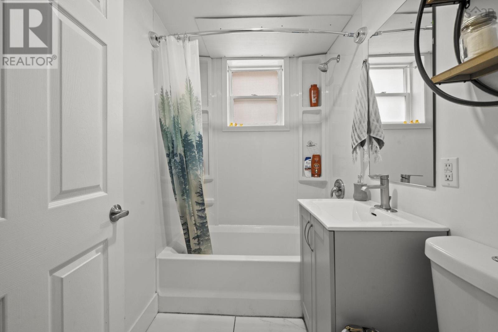 Property 21 of 27 of 11 Foston Street