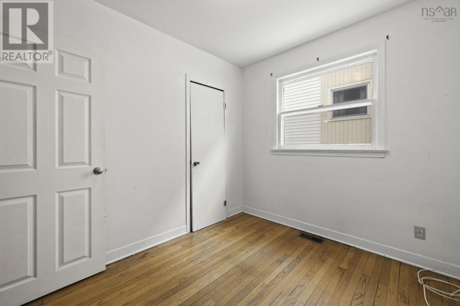 Property 12 of 27 of 11 Foston Street