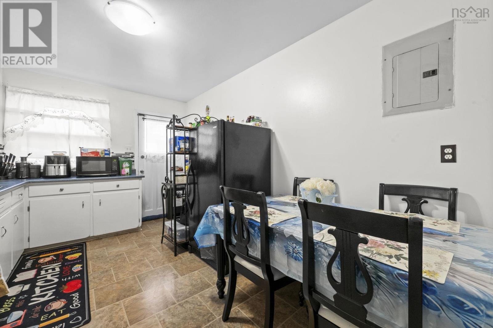 Property 2 of 27 of 11 Foston Street