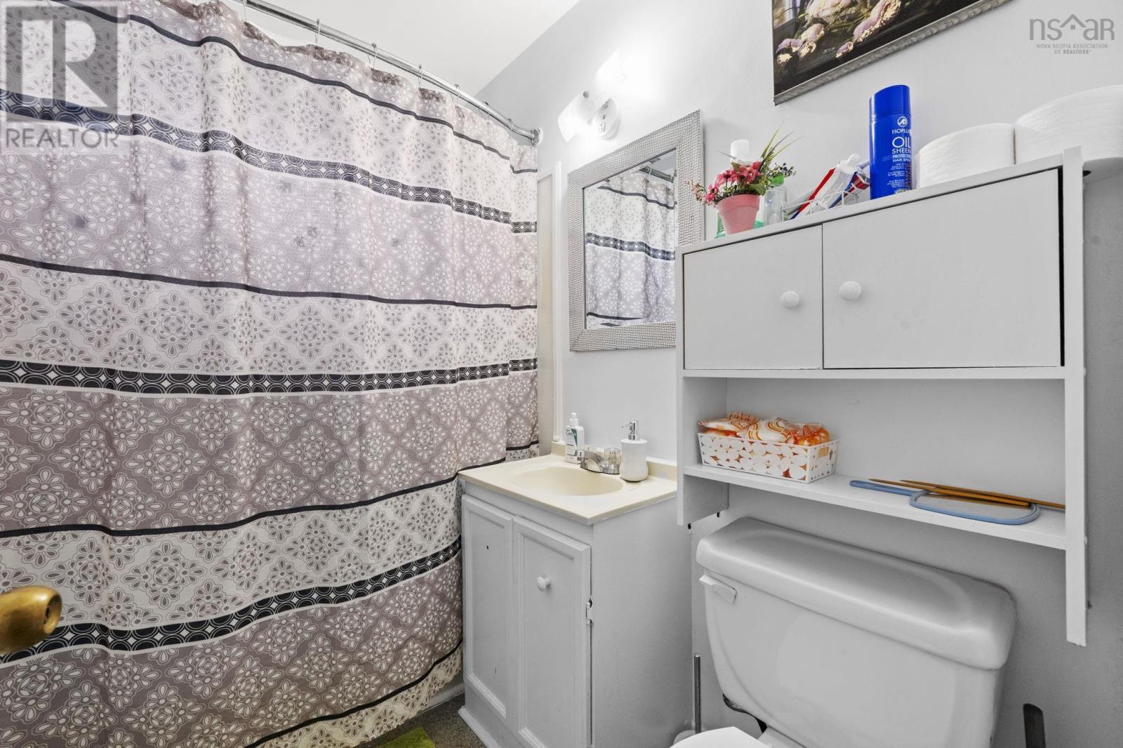 Property 8 of 27 of 11 Foston Street