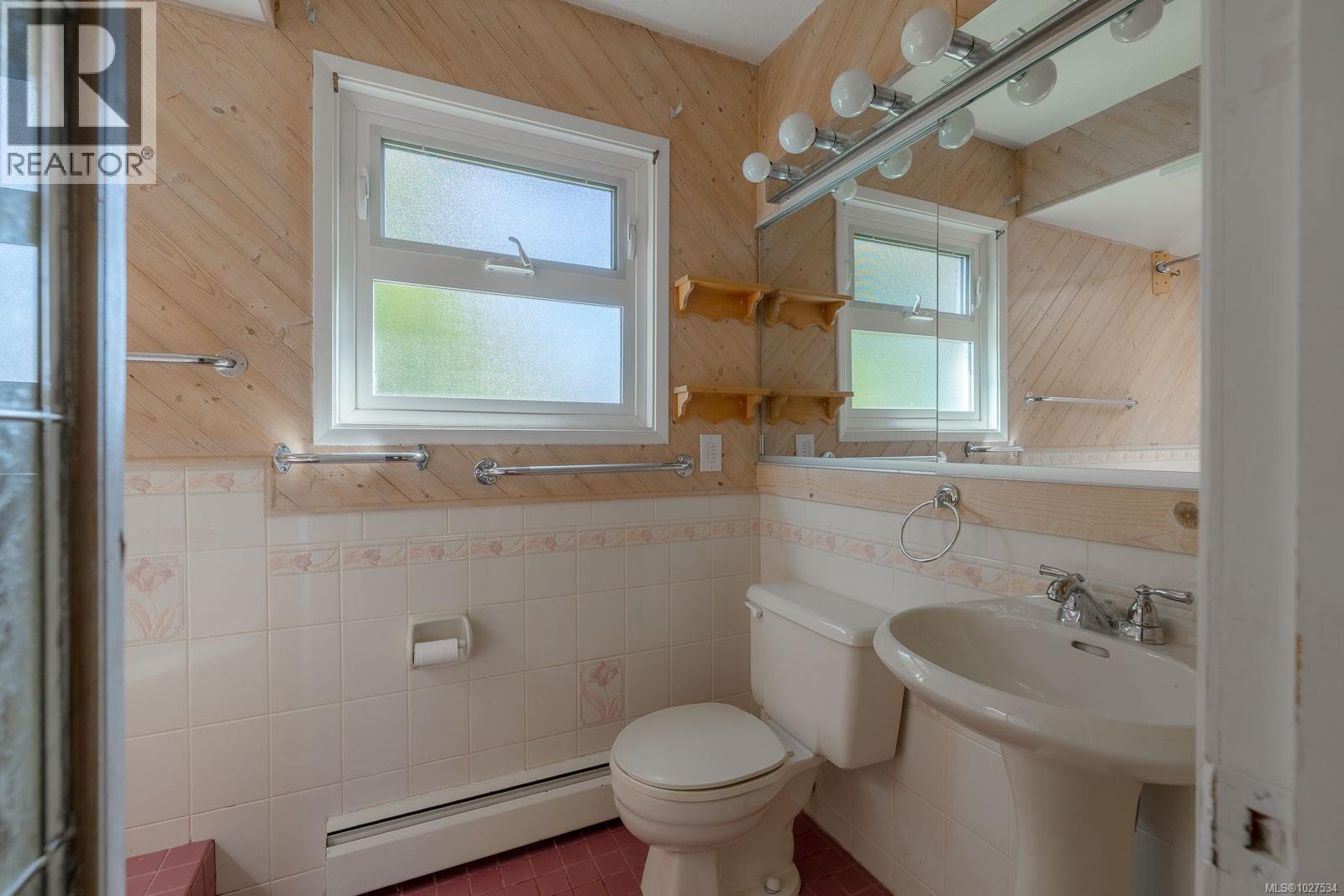 4345 Alderwood Dr, Port Alberni