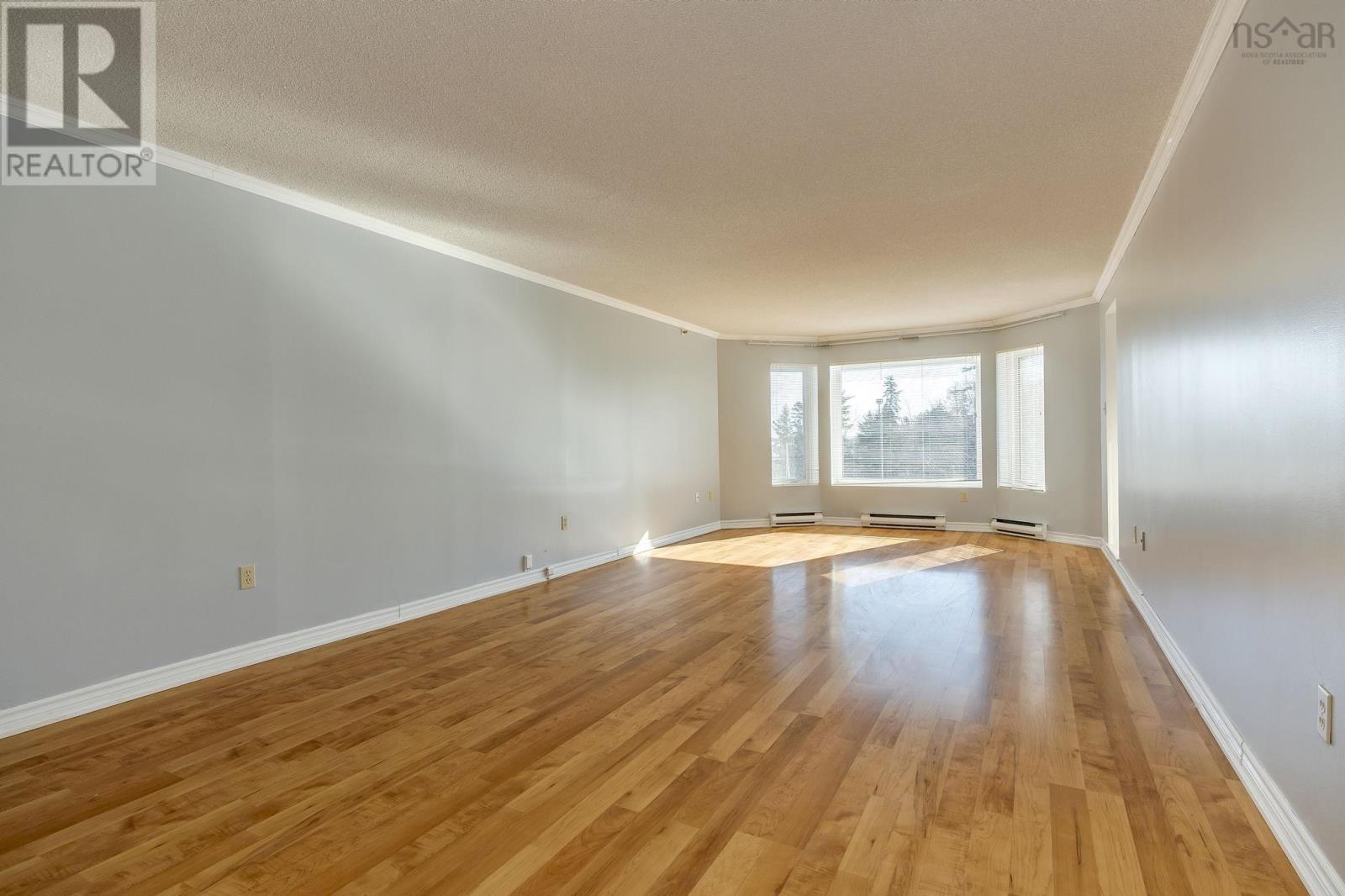 Property 10 of 49 of 514 61 Nelsons Landing Boulevard