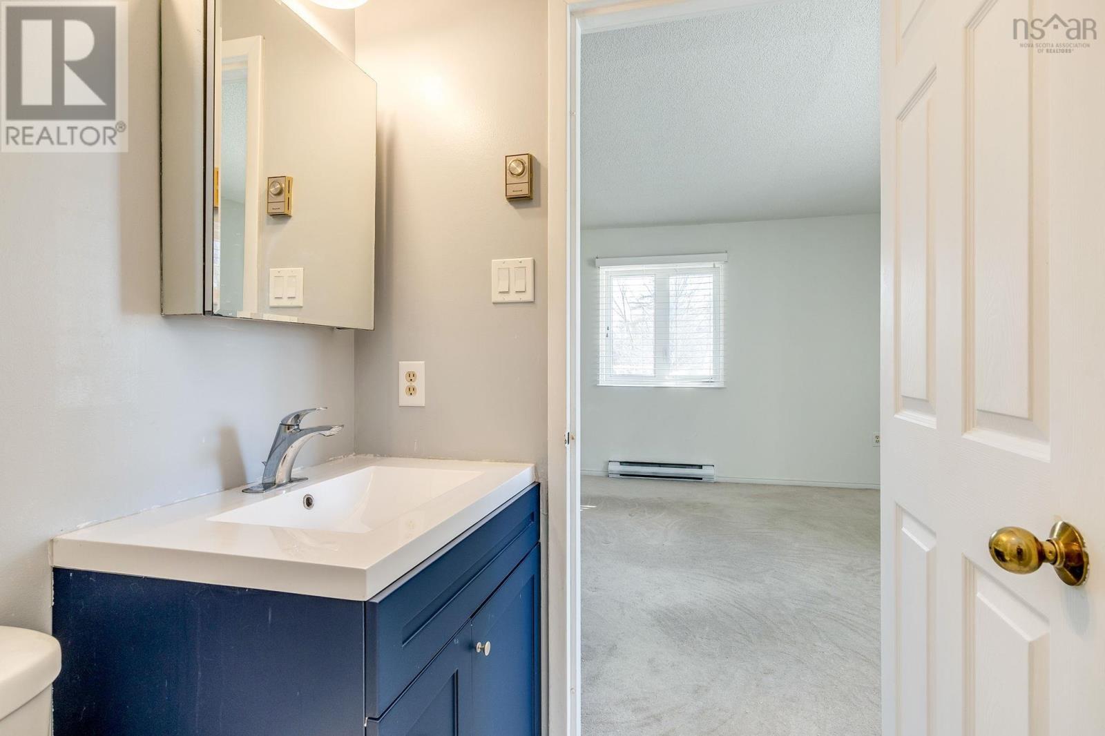 Property 22 of 49 of 514 61 Nelsons Landing Boulevard