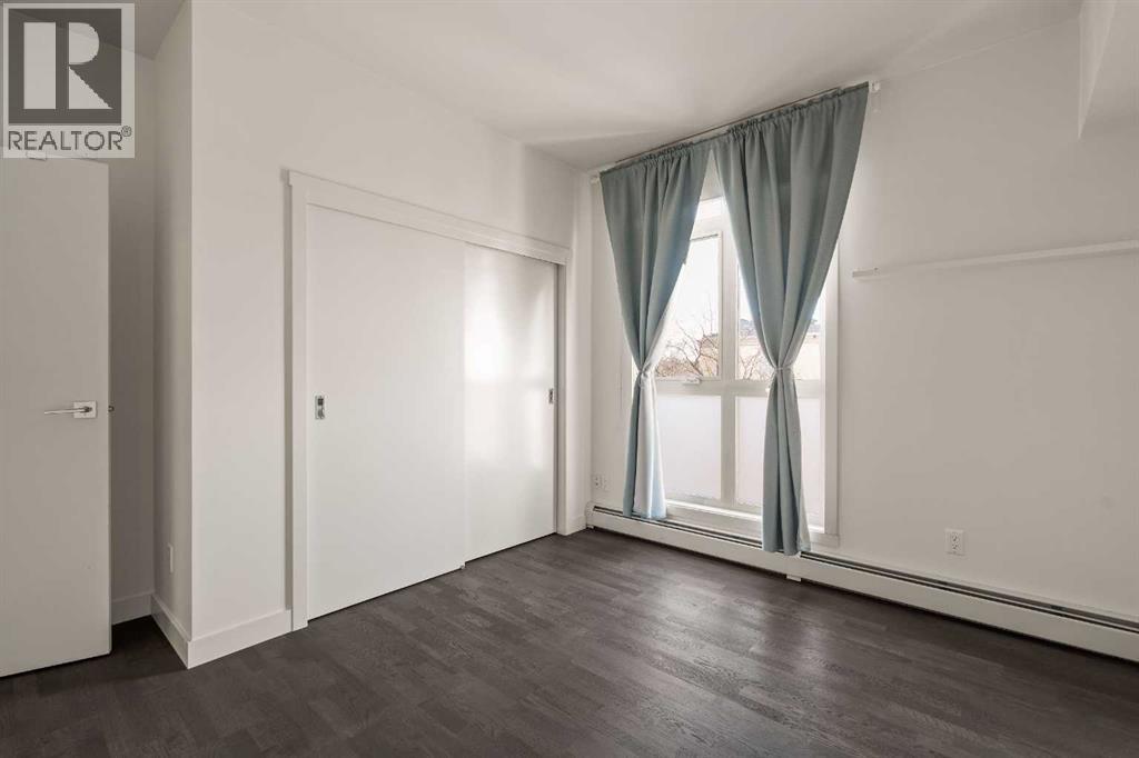 Single Family House for Sale in    Avenue SW Mission Calgary 