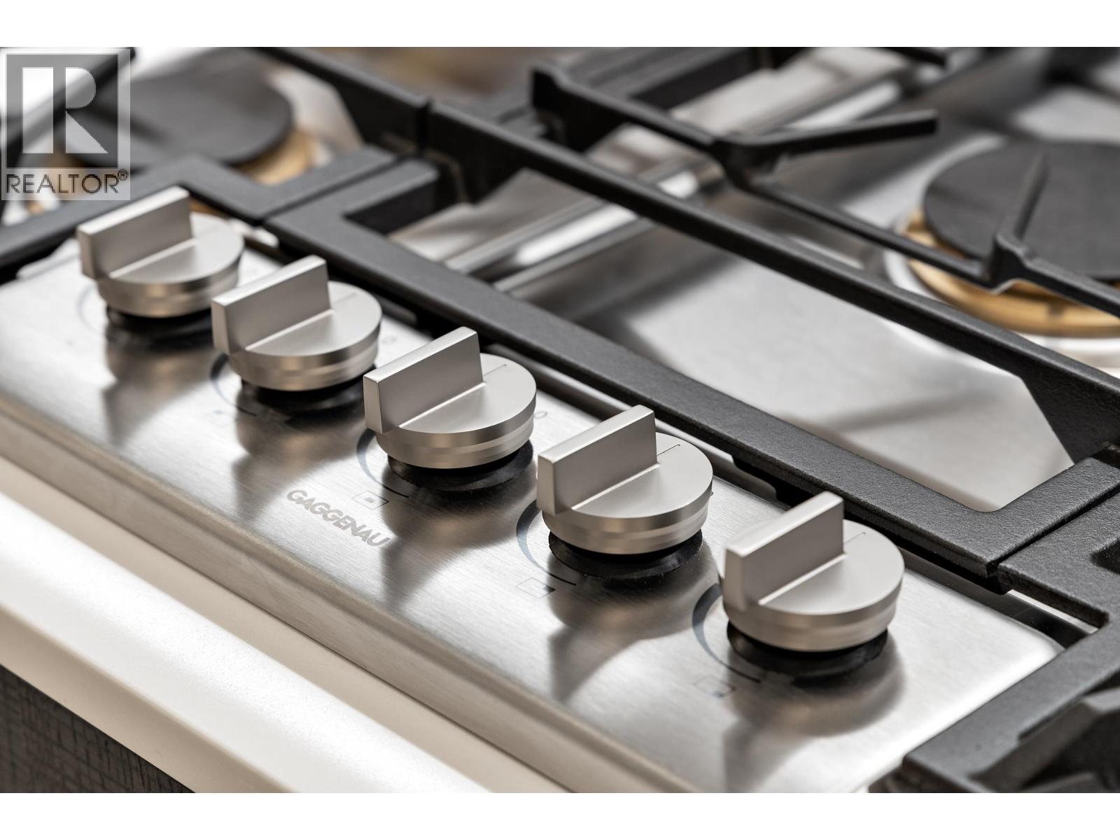 402 2323 FIR STREET, Vancouver